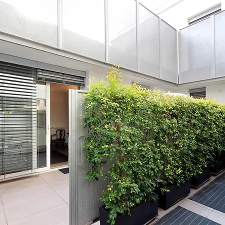 Piazza Del Popolo Apartment *